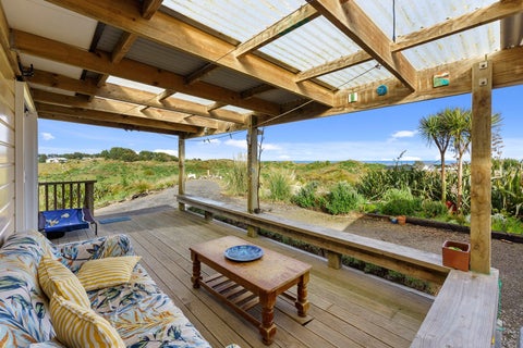 24 Strathnaver Glen, WAIKAWA BEACH, LEVIN