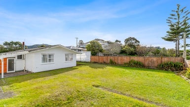 33 Pokohiwi Road, Normandale, Lower Hutt