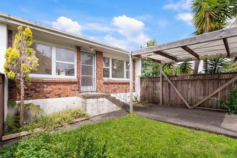 8/27 Nikau Street, New Lynn, Auckland