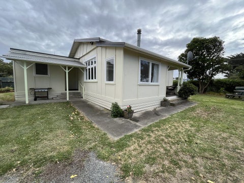 659 Waitarere Beach Road, Waitarere Beach, Levin