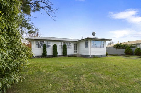 14 Dampier Avenue, Awapuni, Palmerston North