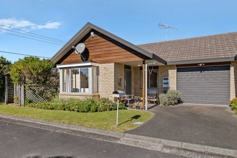 14/262 Centreway Road, Orewa, Orewa