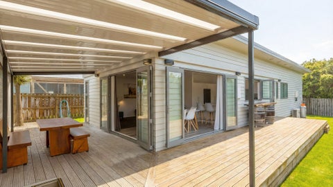 7 Orion Way, Featherston