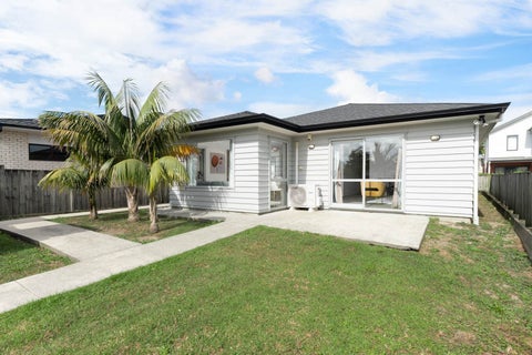 75A Tabitha  CRESCENT, Henderson, Auckland