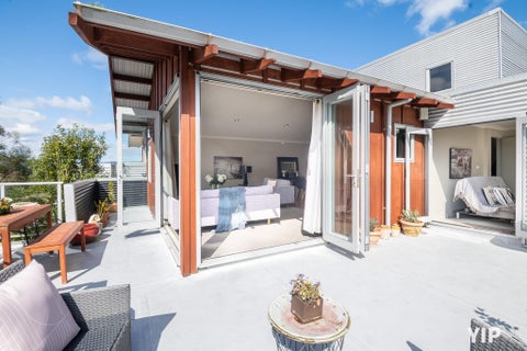 28 John Sims Drive, Broadmeadows, Wellington