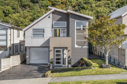 27 Waverton Terrace, Churton Park, Wellington