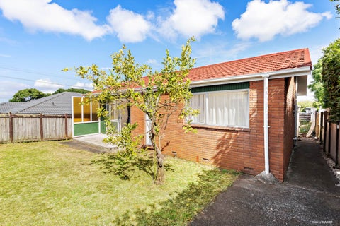 2/127 Grey Street, Onehunga, Auckland