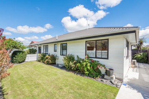 1/908 Willowpark Rd North, Mayfair, Hastings