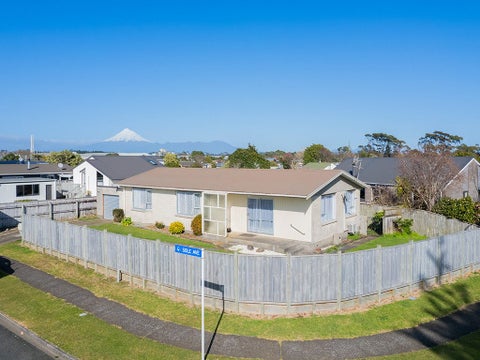 2 Sole Avenue, Bell Block, New Plymouth