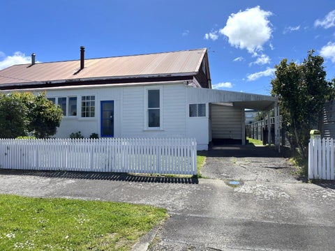 100 Broadway, Carterton, Carterton