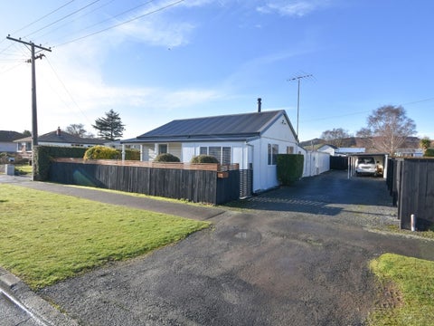37 Chaucer Street, Milton