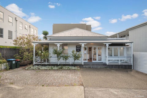 1/2 Cowie Street, Newmarket, Auckland