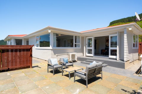 82 Larsen Crescent, Tawa, Wellington