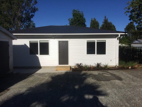 16 Evans Road, Weymouth, Auckland