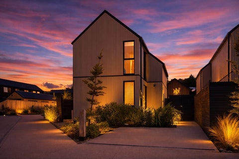 33 Casterway Crescent, Jacks Point, Queenstown