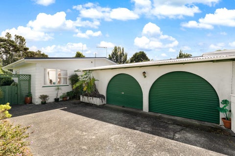 43 Neal Avenue, Glenfield, Auckland
