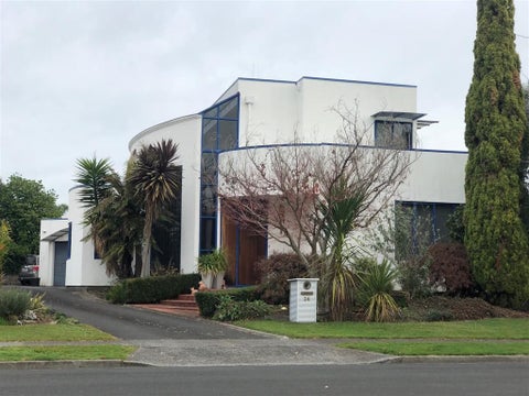 24 Montrose Crescent, Huntington, Hamilton