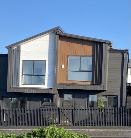 1/130 Te Oneroa Way, Long Bay, Auckland
