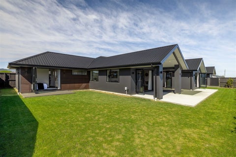 7 Candlesticks Crescent, Lincoln, Lincoln