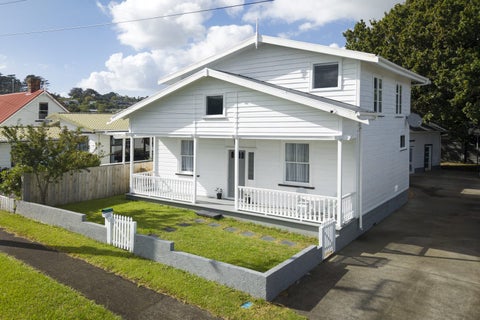 13 Karaka Street, Helensville, Helensville