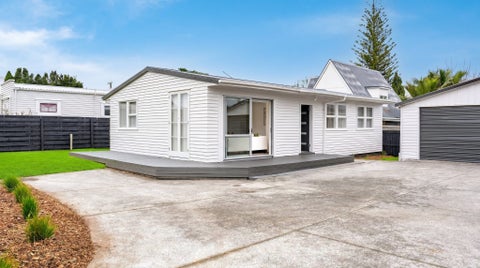 68A Taikata Road, Te Atatū Peninsula, Auckland