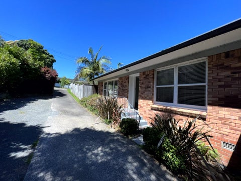 1/9 Sudan Avenue, Milford, Auckland