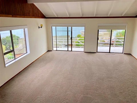 51 Hadfield Street, Beach Haven, Auckland