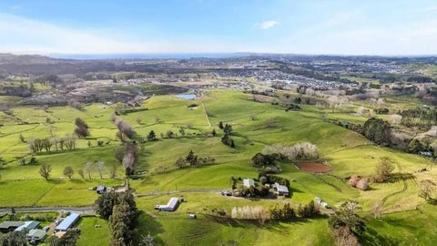 107 Cemetery Road, Wainui, Wainui