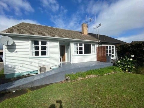 108 Fairfield Road, Fairfield, Hamilton