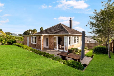27 Parau Street, Mount Roskill, Auckland