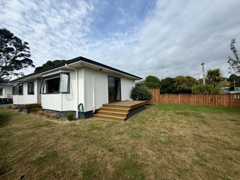 14A Omata Road, Westown, New Plymouth