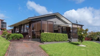 1/42 Cromdale Avenue, Highland Park, Auckland