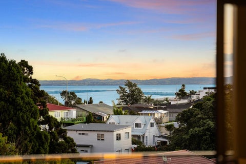 8/281C Hillsborough Road, Mount Roskill, Auckland