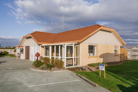 6 Foxtail Fern, Kelvin Grove, Palmerston North