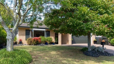 3 Carniew Place, Dannemora, Auckland