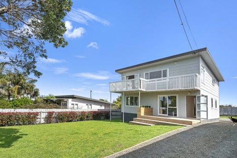 8 James Mcleod Road, Shelly Beach, Helensville