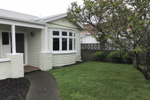 40 Palm Avenue, Lyall Bay, Wellington