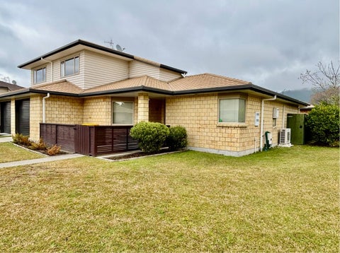 35/64 Kawaha Point Road, Kawaha Point, Rotorua