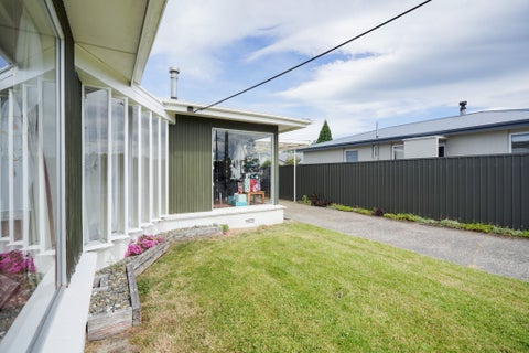24 MacKenzie Street, Winton, Winton