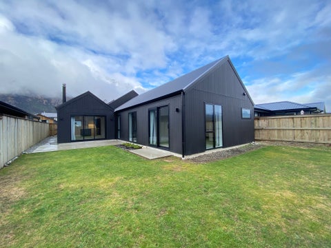 8 Bale Road, Jacks Point, Queenstown