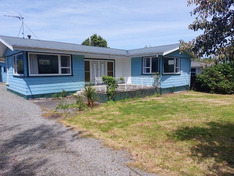 40 Watt Street, Featherston