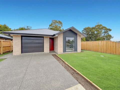 22 Derbridge Street, Woodend, Woodend
