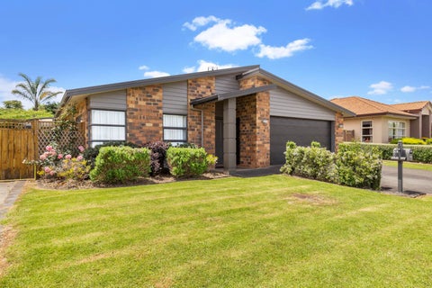 58 Aberdeen Crescent, Wattle Downs, Auckland