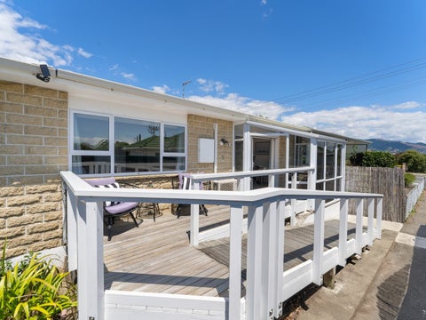 2/191 Songer Street, Stoke, Nelson