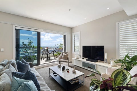 1406/47 Beach Road, Auckland Central, Auckland
