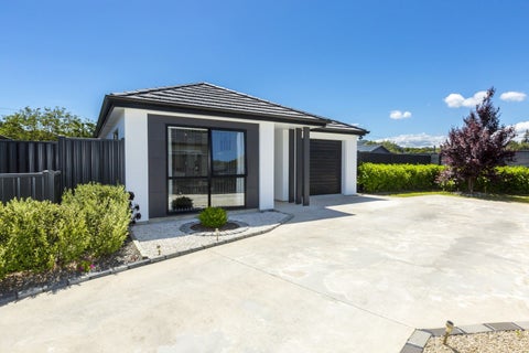 10 Te Kaeaea Crescent, Wallaceville, Upper Hutt