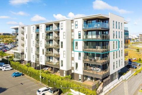 317/3 Kaipiho Lane, Albany, Auckland