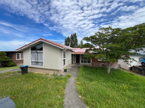 15 Lynbrooke Avenue, Blockhouse Bay, Auckland