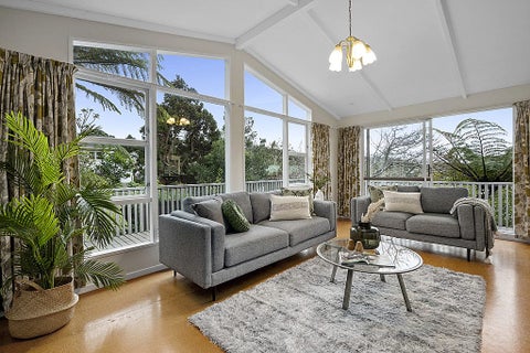 292 Dowse Drive, Maungaraki, Lower Hutt