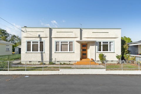 26 Richmond Road, Carterton